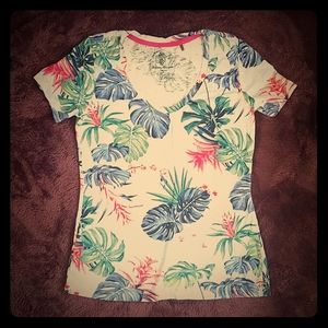 Tommy Bahama light blue floral resort t-shirt